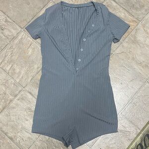 Short sleeve romper